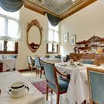 Palazzo Schiavoni Residenza D'epoca & Suite-apartments