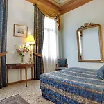 Pensión Palazzo Schiavoni Residenza D'epoca & Suite-apartments 4*