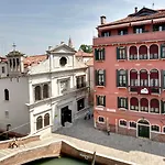 Palazzo Schiavoni Residenza D'epoca & Suite-apartments 4* Venecia
