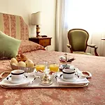 Palazzo Schiavoni Residenza D'epoca & Suite-apartments Venecia