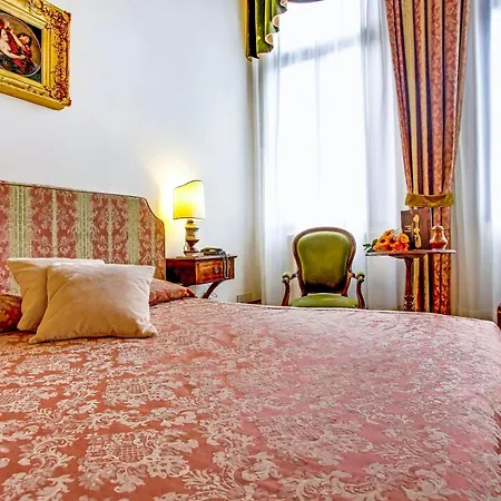 Palazzo Schiavoni Residenza D'epoca & Suite-apartments 4* Venecia
