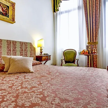 Palazzo Schiavoni Residenza D'epoca & Suite-apartments 3* Venice