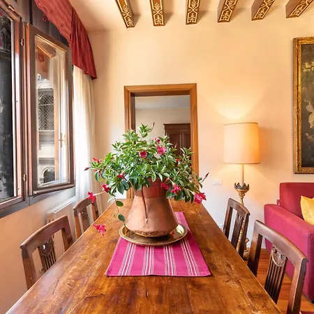 Pensión Palazzo Schiavoni Residenza D'epoca & Suite-apartments