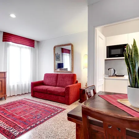Guest house Palazzo Schiavoni Residenza D'epoca & Suite-apartments