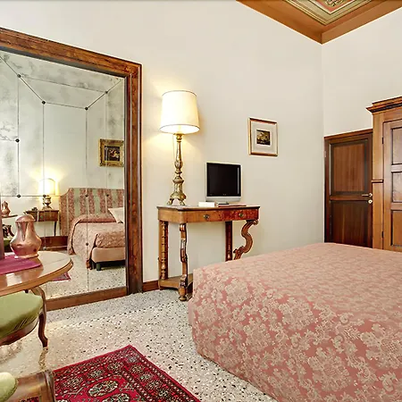 Palazzo Schiavoni Residenza D'epoca & Suite-apartments