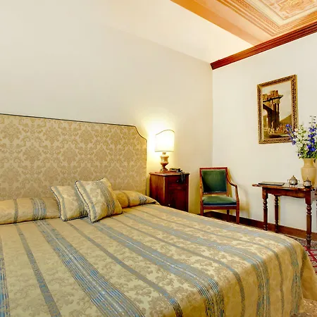 Pensión Palazzo Schiavoni Residenza D'epoca & Suite-apartments 4*