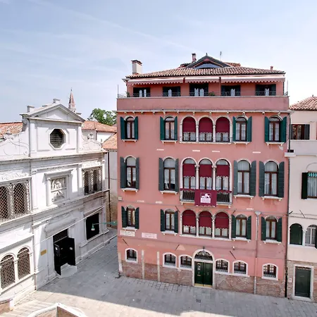Palazzo Schiavoni Residenza D'epoca & Suite-apartments Pensión Venecia